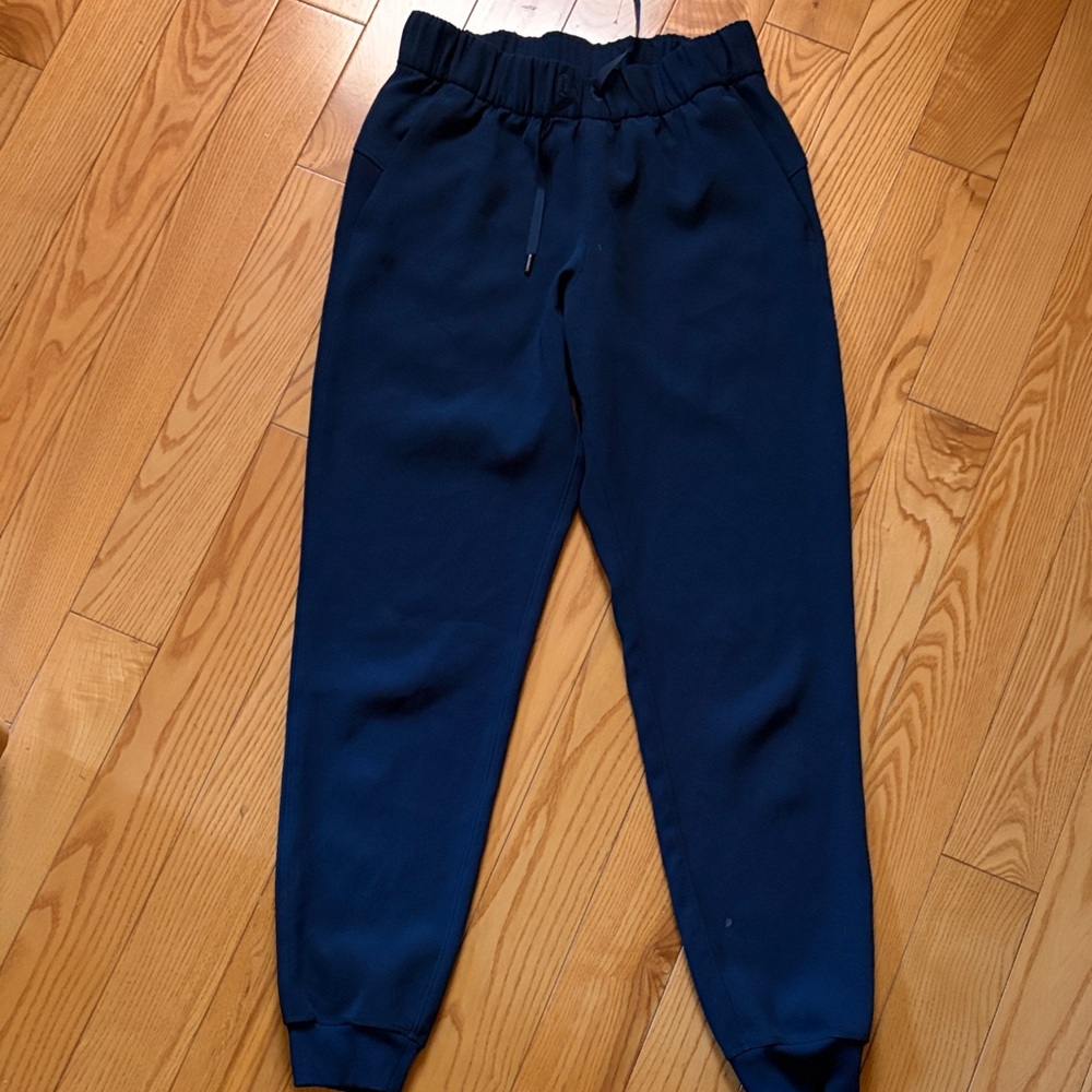 Lululemon navy drawstring pants 4 (worn once)
